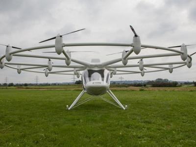 E-Volo, двохпасажирний, 18-роторний гелікоптер здійснив перший політ